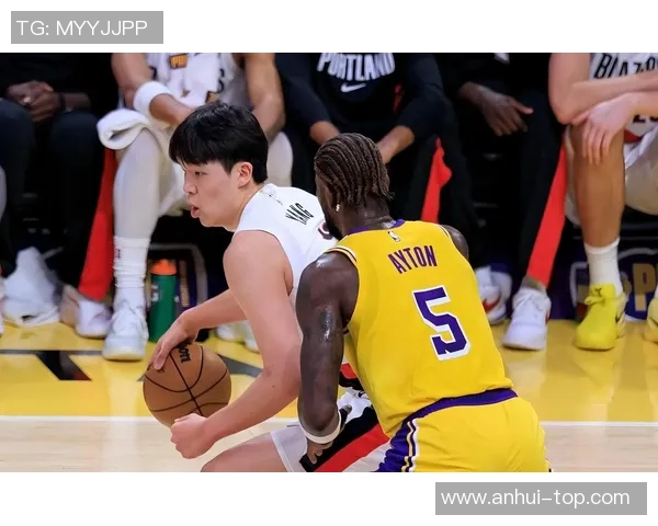 勇士与开拓者激战CCTV直播精彩回顾与赛后分析