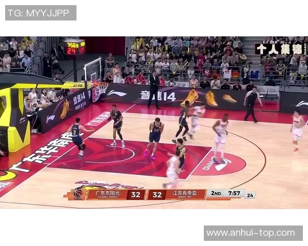 2021年CBA赛季广州队与江苏队精彩对决回顾与分析